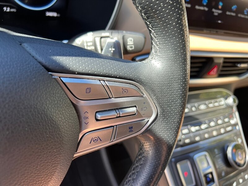Used 2023 Hyundai Santa Fe Calligraphy AWD/4WD image 32