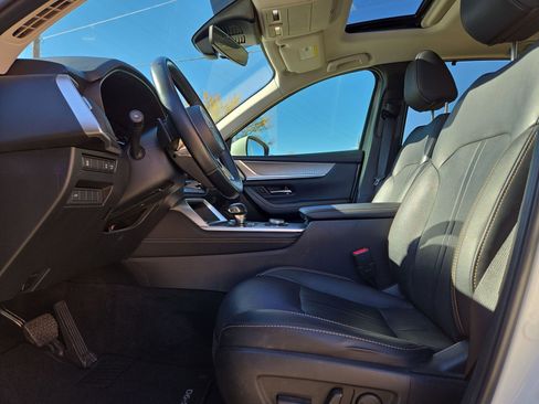 Used 2024 MAZDA CX-90 3.3 Turbo w/ Preferred Package image 16