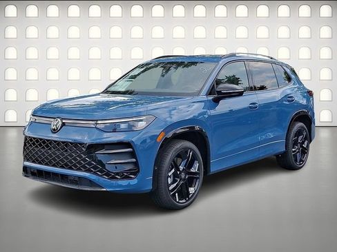 New 2026 Volkswagen Tiguan SE R-Line AWD/4WD image 2