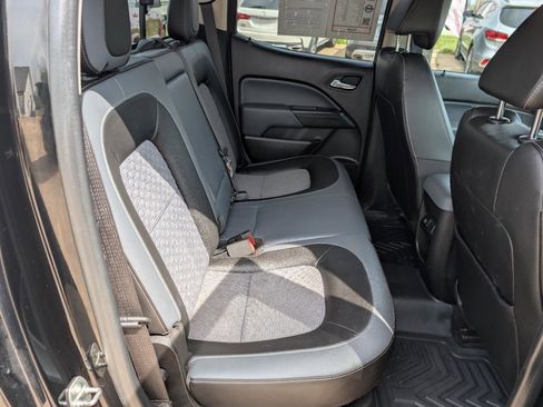 Used 2015 Chevrolet Colorado Z71 image 14