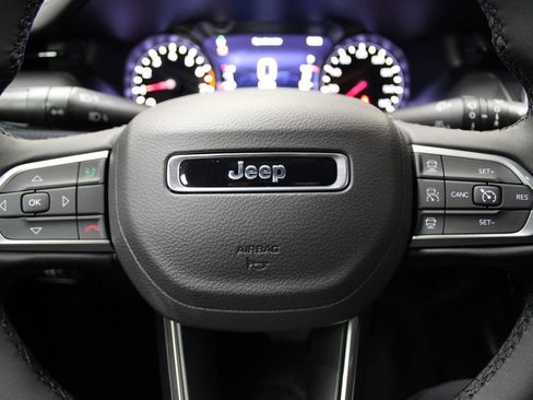 New 2026 Jeep Compass Limited image 10