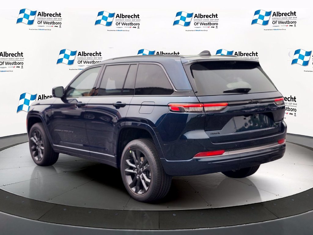 New 2026 Jeep Grand Cherokee Limited AWD/4WD image 3