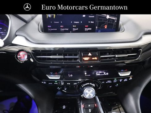 Used 2023 Acura MDX SH-AWD w/ Technology Package image 21
