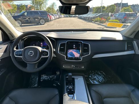 Used 2023 Volvo XC90 B5 Core w/ Climate Package AWD/4WD image 25