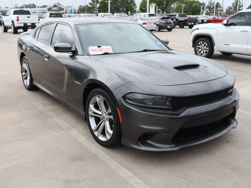 Used 2022 Dodge Charger R/T image 2