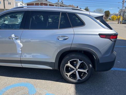 New 2026 Volkswagen Tiguan SE image 19