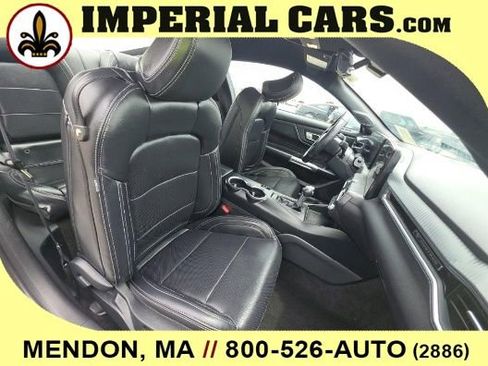 Used 2026 Ford Mustang Premium RWD image 9