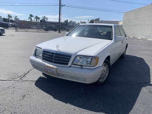 Used 1995 Mercedes-Benz S 420 image 2