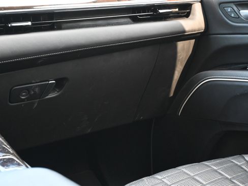 Certified 2024 Cadillac Escalade Sport Platinum w/ LPO, ONYX Package image 8