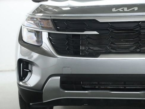Used 2024 Kia Seltos LX AWD/4WD image 6