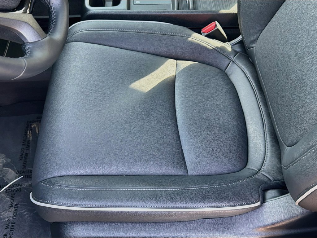 Certified 2025 Honda Odyssey Touring image 18