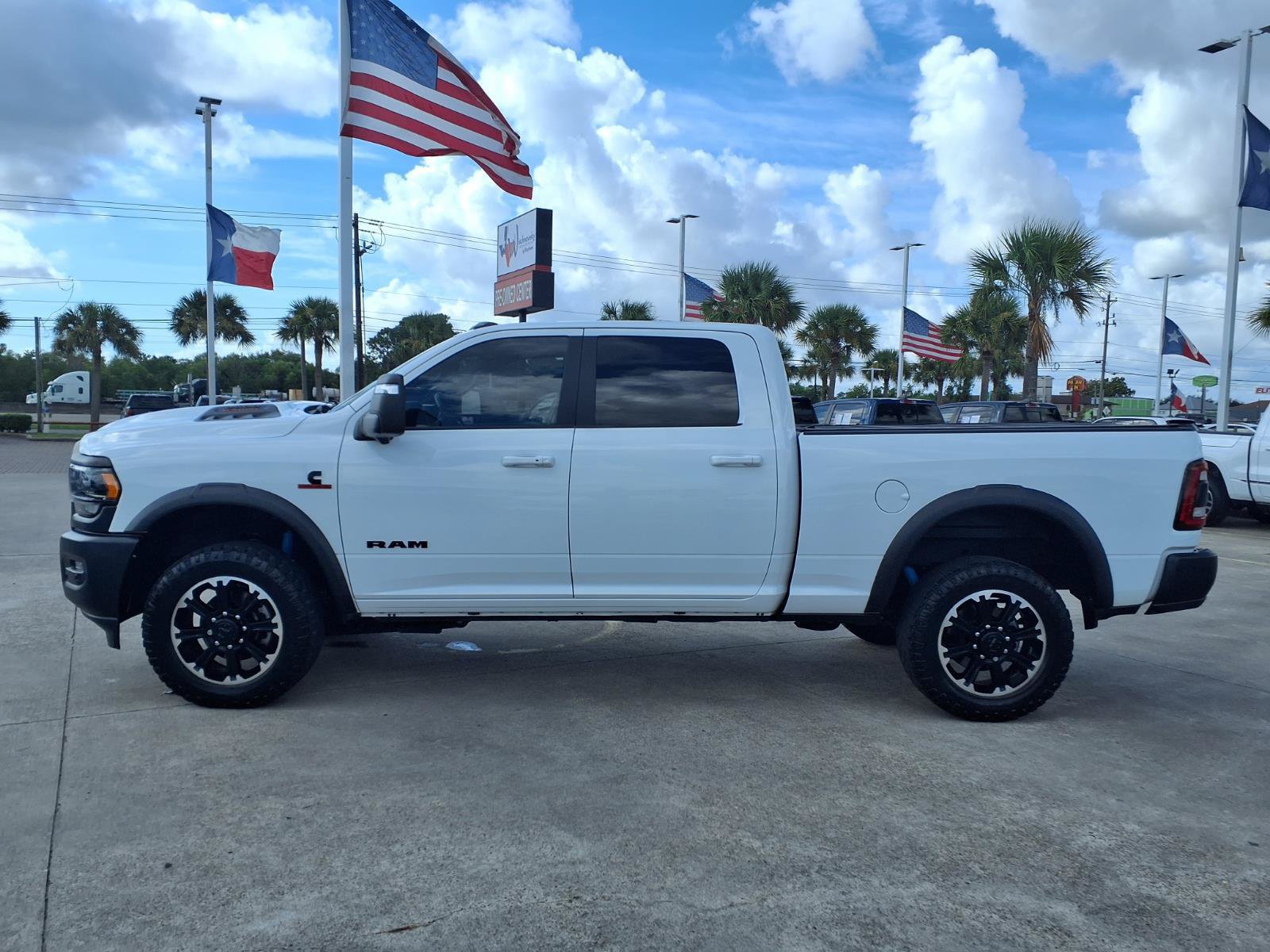 Used 2024 RAM 2500 Rebel w/ Towing Technology Group AWD/4WD image 9