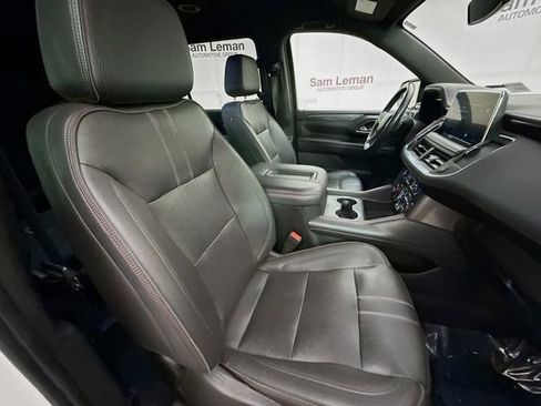 Used 2022 Chevrolet Suburban RST w/ Luxury Package AWD/4WD image 33