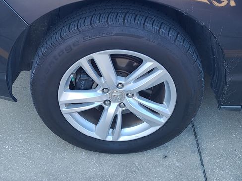 Used 2015 Acura RDX AWD w/ Technology Package image 4