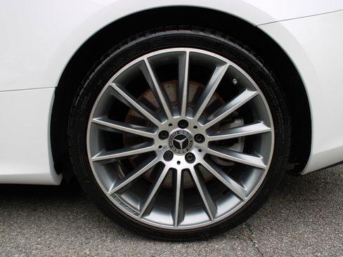 Used 2023 Mercedes-Benz E 450 E 450 image 13