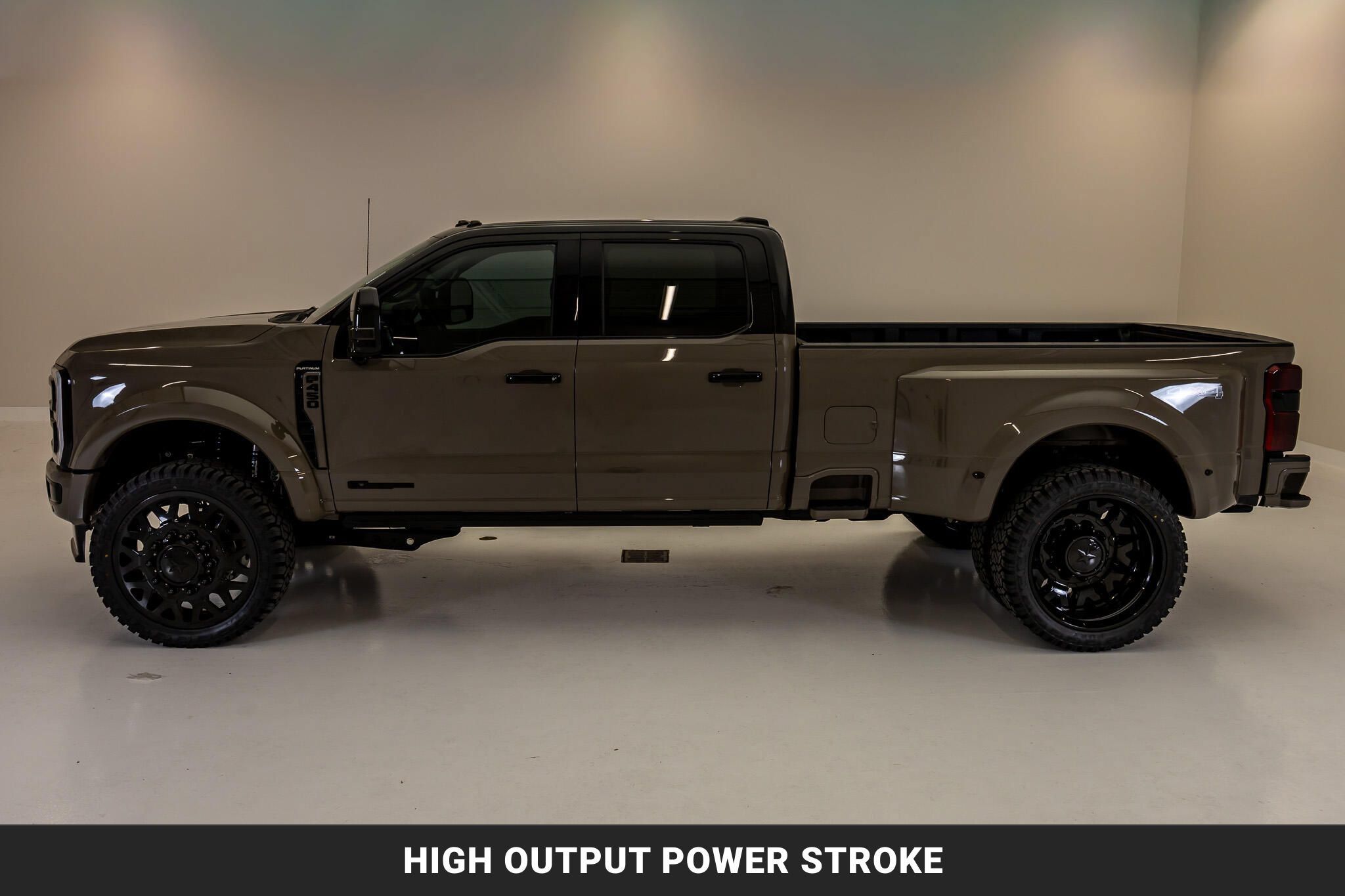 Used 2026 Ford F450 Platinum w/ Platinum Plus Package AWD/4WD image 6