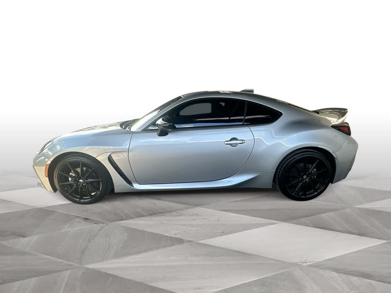 Used 2025 Toyota GR86 Premium RWD image 5