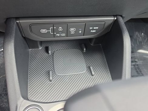 Used 2025 Kia K4 GT-Line w/ GT-Line Premium Package FWD image 19