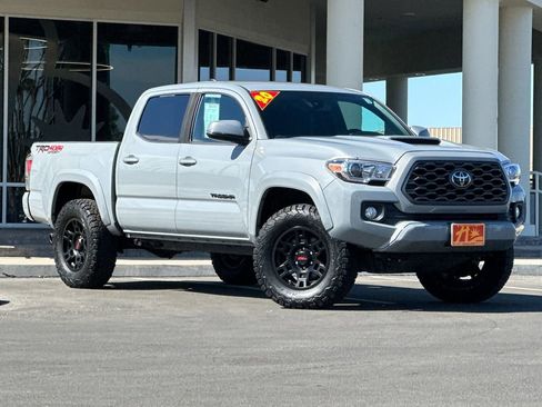 Used 2020 Toyota Tacoma TRD Sport w/ Technology Package AWD/4WD image 1
