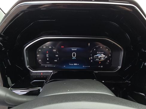 New 2026 Chevrolet Silverado 1500 LT Trail Boss w/ Convenience Package II AWD/4WD image 17