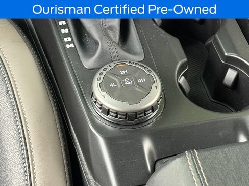 Used 2025 Ford Bronco Outer Banks AWD/4WD image 25