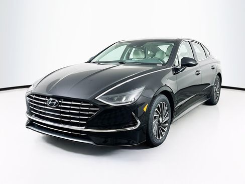 Used 2023 Hyundai Sonata SEL FWD image 3