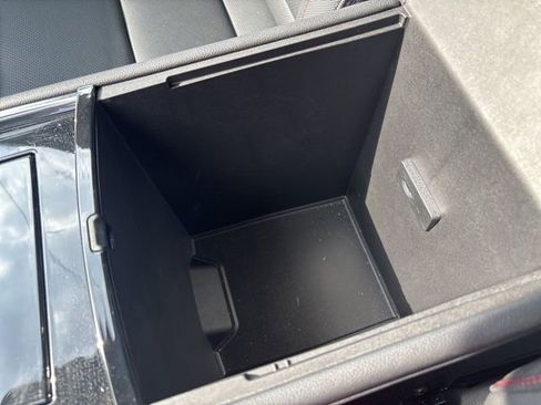 Used 2024 Chevrolet Traverse RS w/ LPO, Floor Liner Package image 42