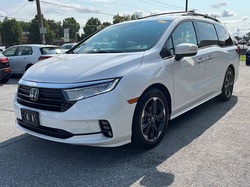 Used 2024 Honda Odyssey Elite image 1
