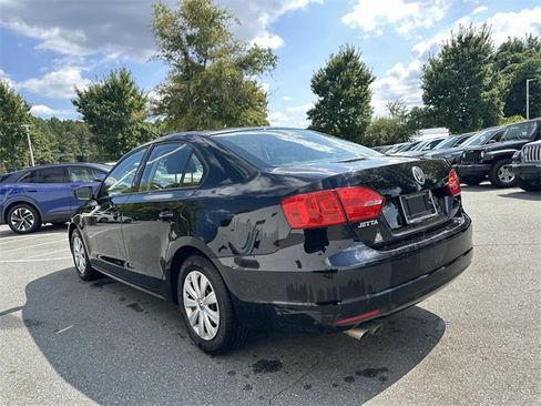 Used 2014 Volkswagen Jetta S image 3