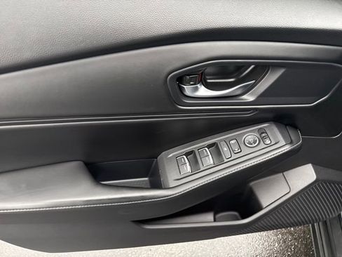 Used 2023 Honda Accord Sport image 9