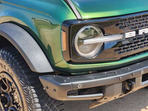 Used 2024 Ford Bronco Wildtrak AWD/4WD image 11