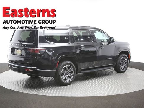 Used 2024 Jeep Wagoneer Series II AWD/4WD image 44