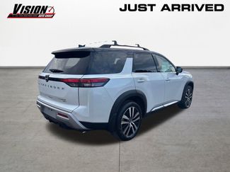 New 2025 Nissan Pathfinder Platinum w/ Lighting Package (N92) video 3