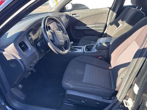 Used 2023 Dodge Charger SXT image 9