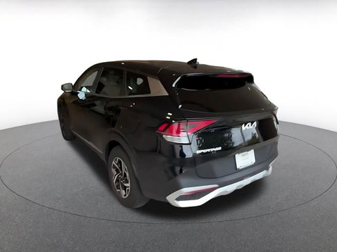 Used 2025 Kia Sportage LX image 10