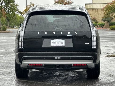 New 2026 Hyundai Ioniq 9 SEL image 5