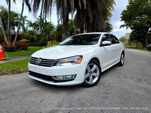 Used 2015 Volkswagen Passat 1.8T Limited Edition FWD image 8