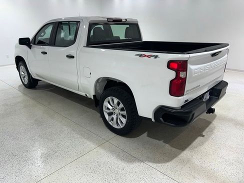 Used 2023 Chevrolet Silverado 1500 W/T w/ Trailering Package AWD/4WD image 3