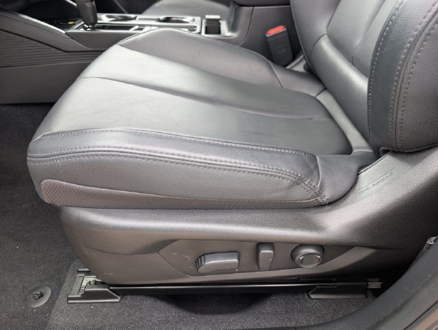 Certified 2026 Subaru Outback Premium AWD/4WD image 17