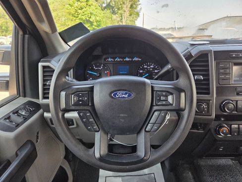 Used 2019 Ford F550 4x4 Crew Cab Super Duty image 14