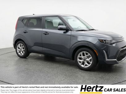 Used 2025 Kia Soul LX w/ LX Technology Package