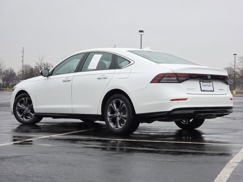 Used 2024 Honda Accord EX-L image 17