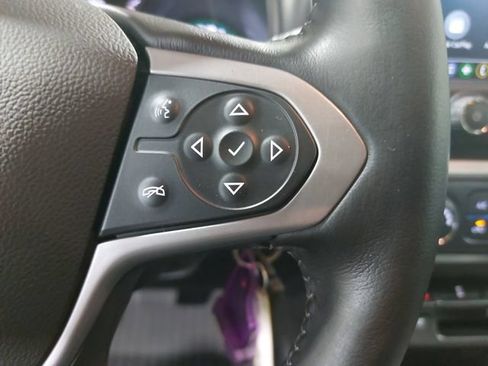 Used 2022 Chevrolet Colorado LT w/ LT Convenience Package AWD/4WD image 18