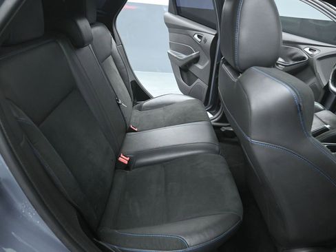 Used 2016 Ford Focus RS image 14