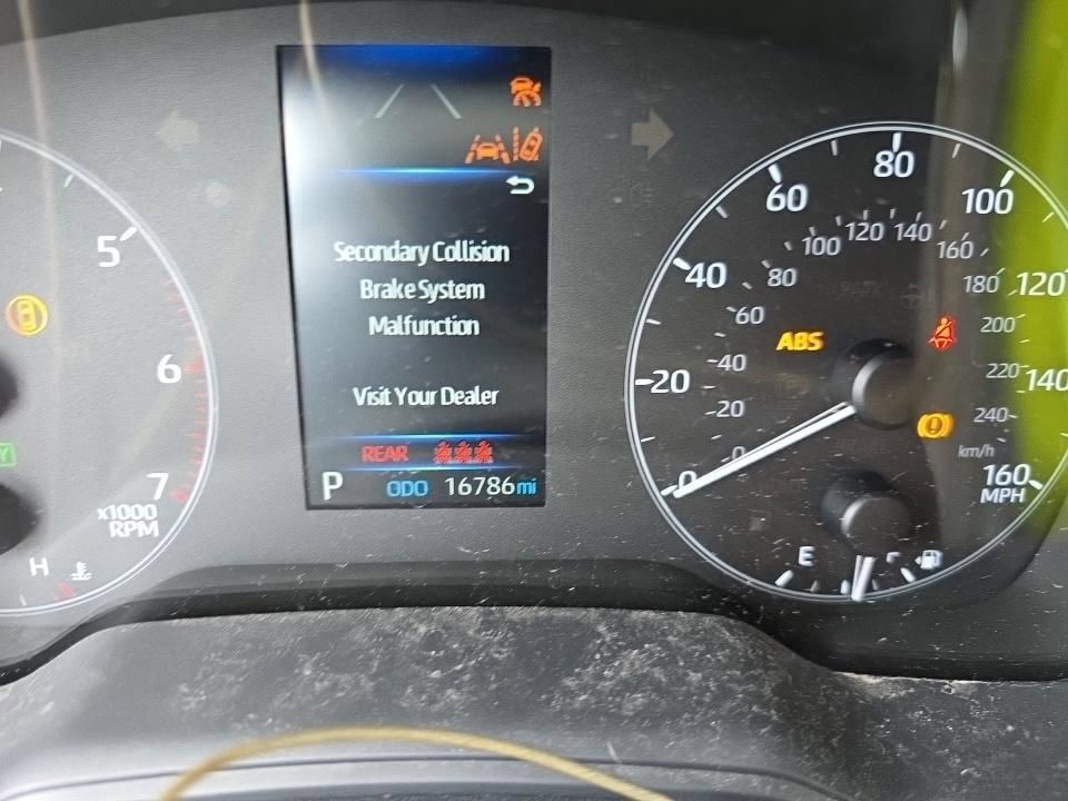 Used 2025 Toyota Corolla LE FWD image 14