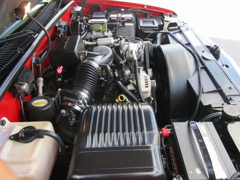 Used 1996 Chevrolet Tahoe 4WD image 10