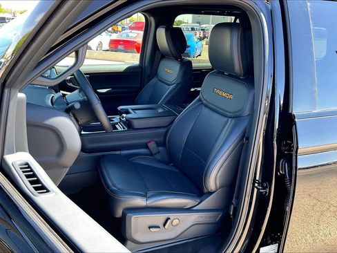 New 2026 Ford Expedition Tremor AWD/4WD image 9