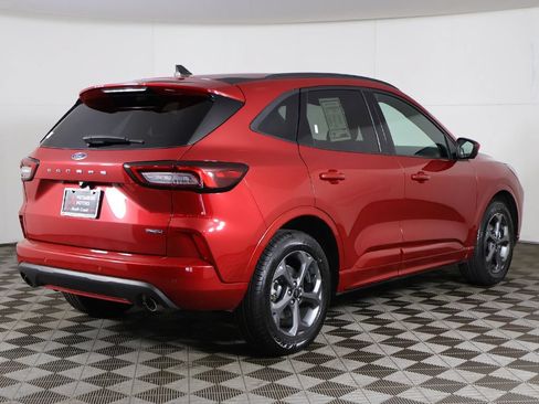 Used 2023 Ford Escape ST-Line Select w/ Tech Pack #2 AWD/4WD image 10