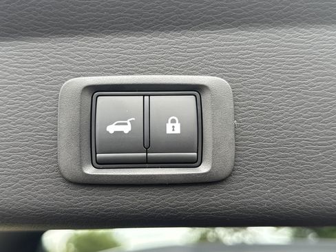 New 2026 Mitsubishi Outlander AWD image 14