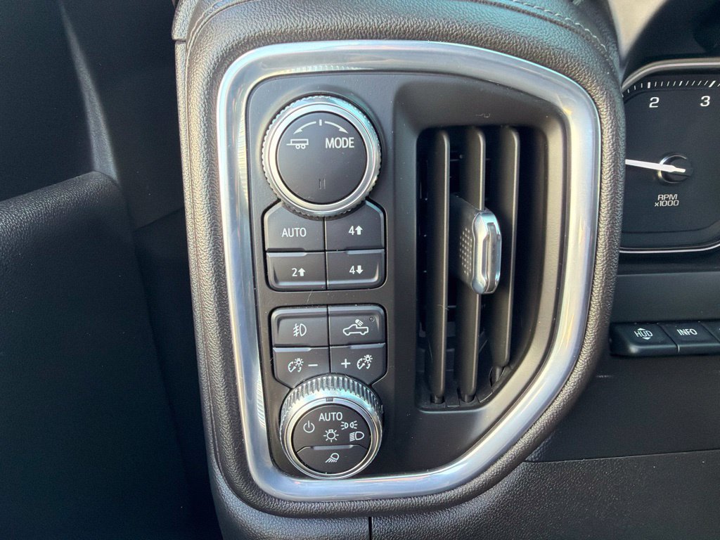 Used 2022 GMC Sierra 2500 Denali w/ Denali Ultimate Package AWD/4WD image 28